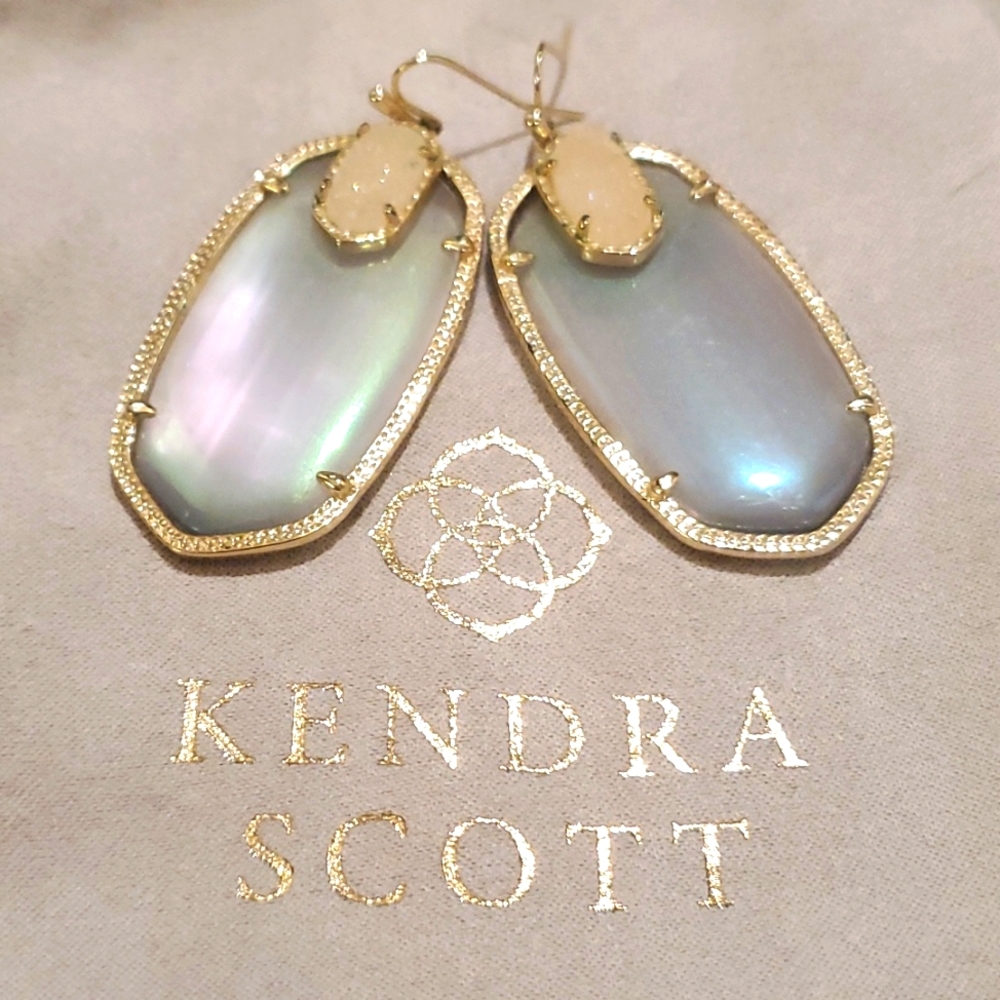 Kendra Scott Danielle Earrings